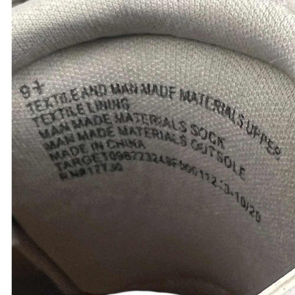 Universal Thread Gray High Top Sneakers Side Zip Snake Detail Size 9.5‎